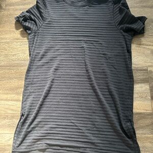 lululemon athletica Black Short Sleeve Tee